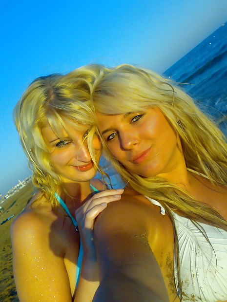 Sex Gallery beautiful girls who needs a real BBC