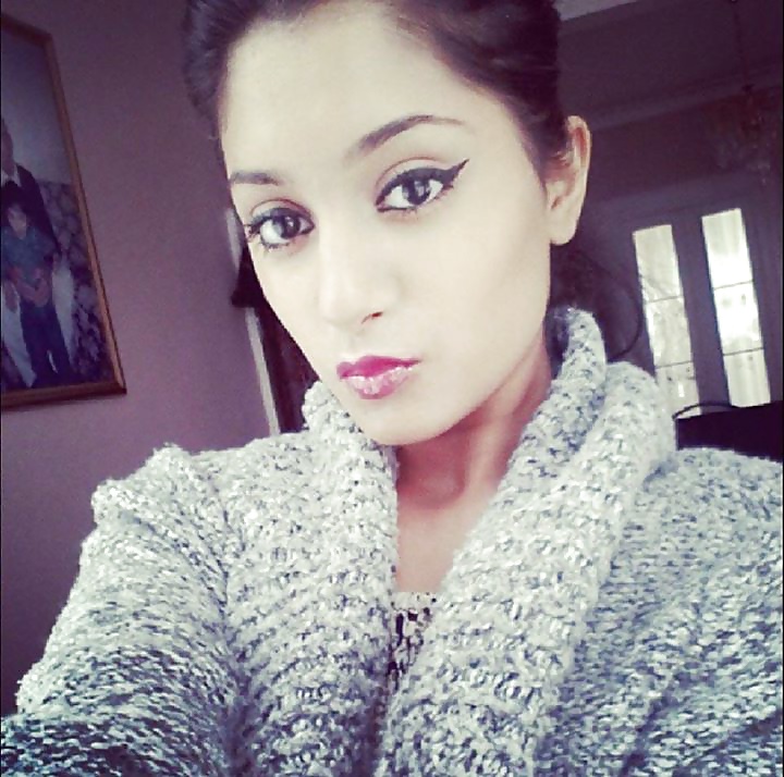 Sex Gallery STUNNING TEEN HIJABI  PAKI