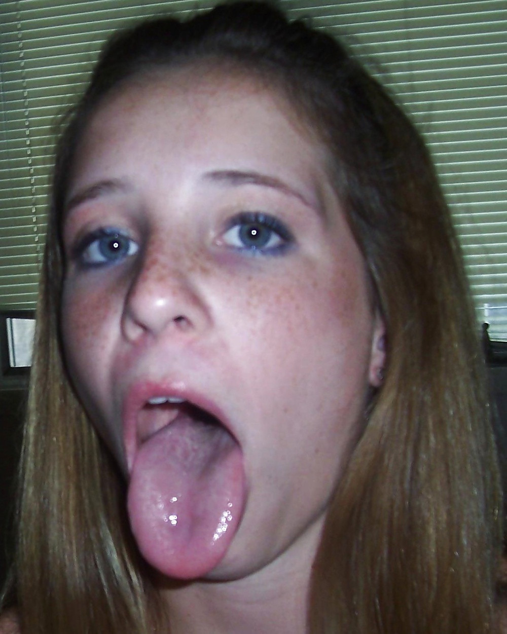 Amateur Teen Tasting Cum