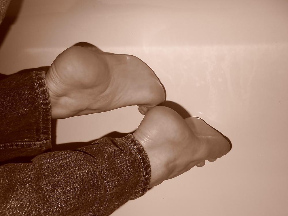 Sex Gallery pretty feet