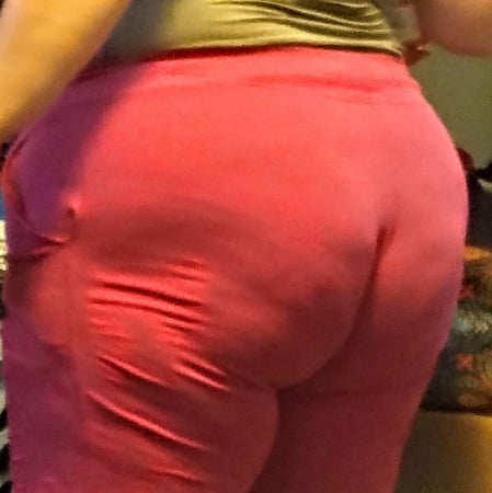 my wifes fat fuckable pawg ass         