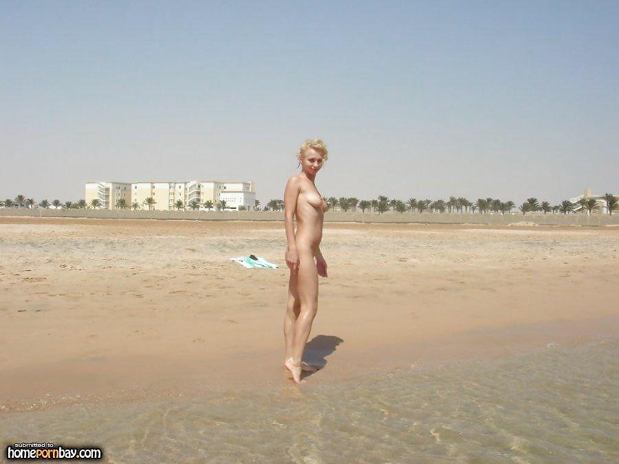 Sex Gallery Russian girl on the beach