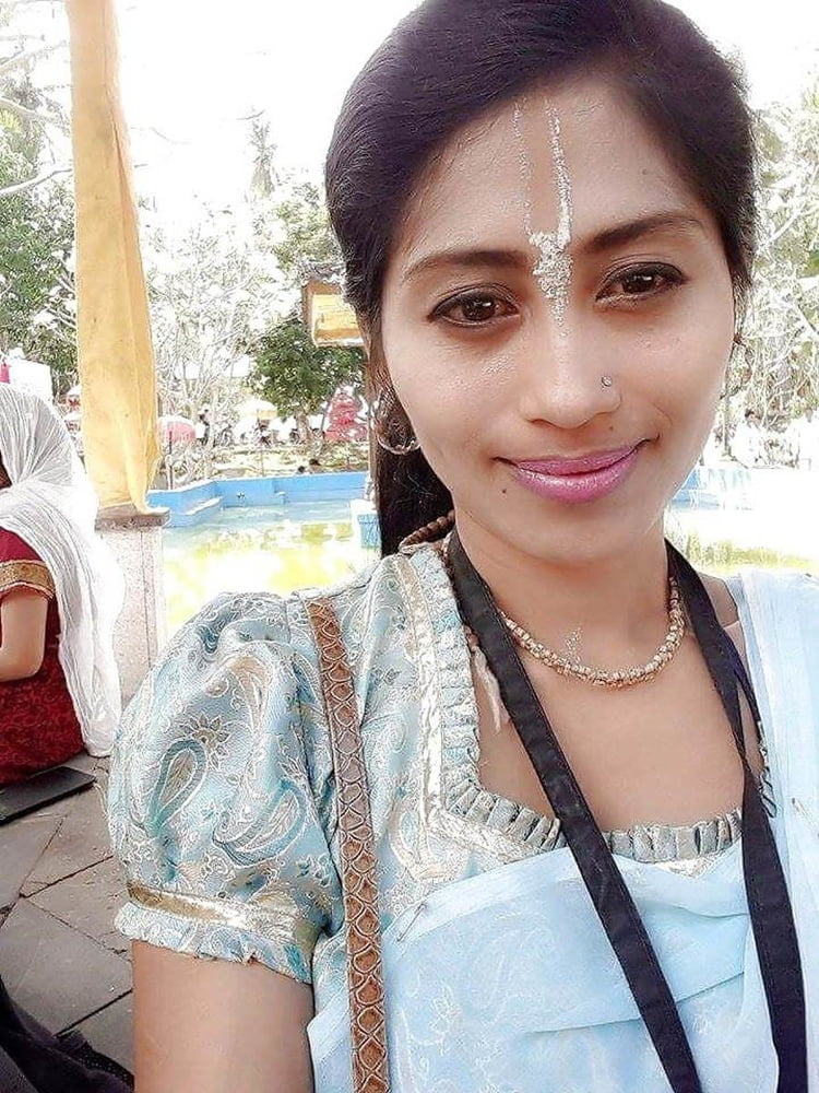 Indian Religious MILF Exposes in Private - Leaked photo #324850503
