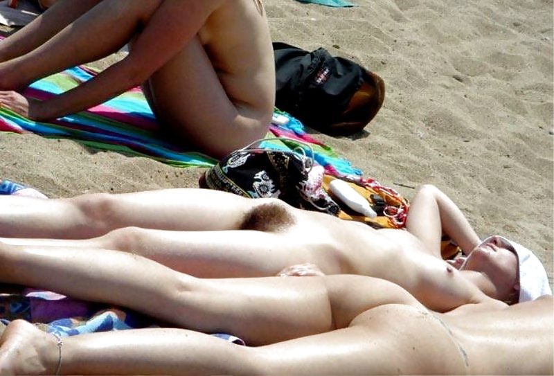 Sex Gallery The Beauty of Amateur Beach Teens