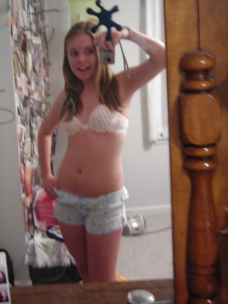 Sex Gallery Teen brunette