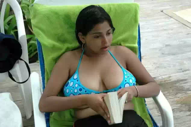 Sex Gallery Madhu Sharma - Indian Wife's Candid Nude and Sex Pics