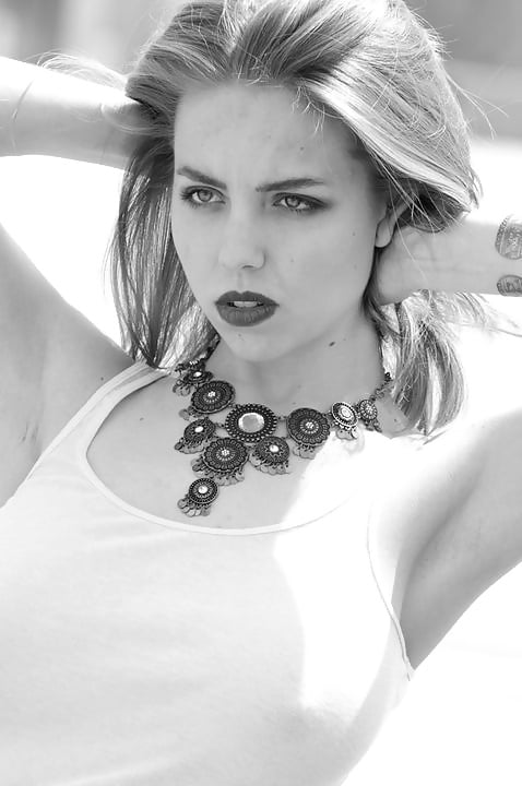 Sex Gallery Babes and their Big Boobs x