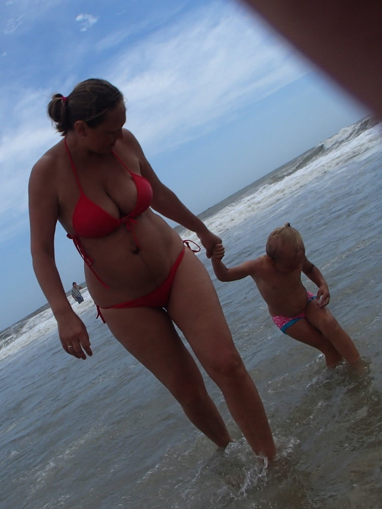 See and Save As busty mom in tiny red bikini porn pict - Xhams.Gesek.Info