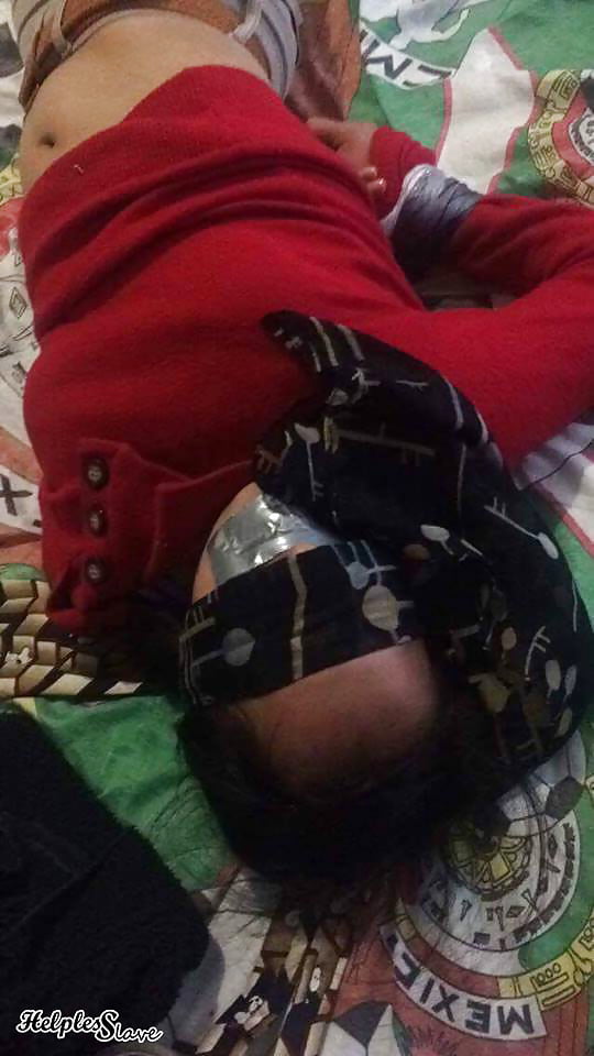 Sex Gallery Helpless slave Elizabeth Alaniz