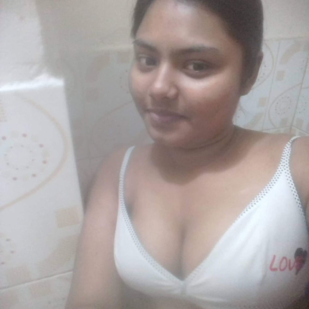 Indian Desi Teen Nude Selfies 37 Pics Xhamster