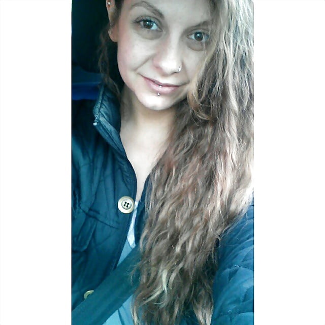 Sex Gallery sexy maggie in nylons