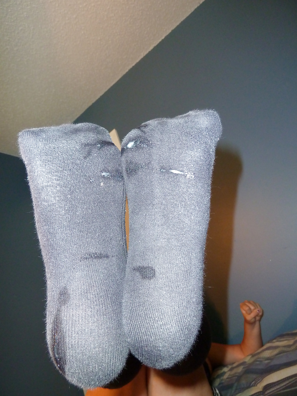 Sex Gallery cum on stinky socks