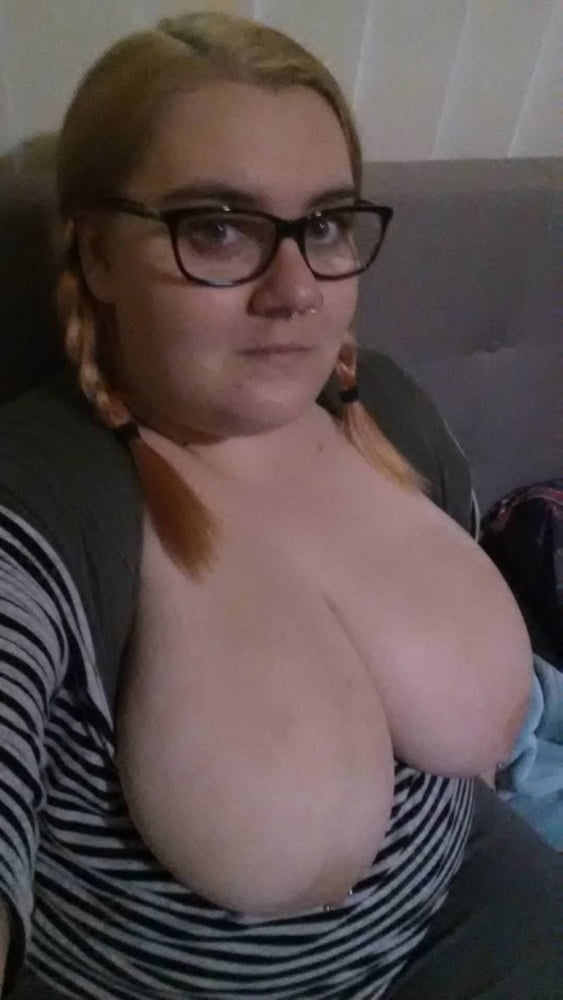 BBW Amateur 001 - 64 Photos 