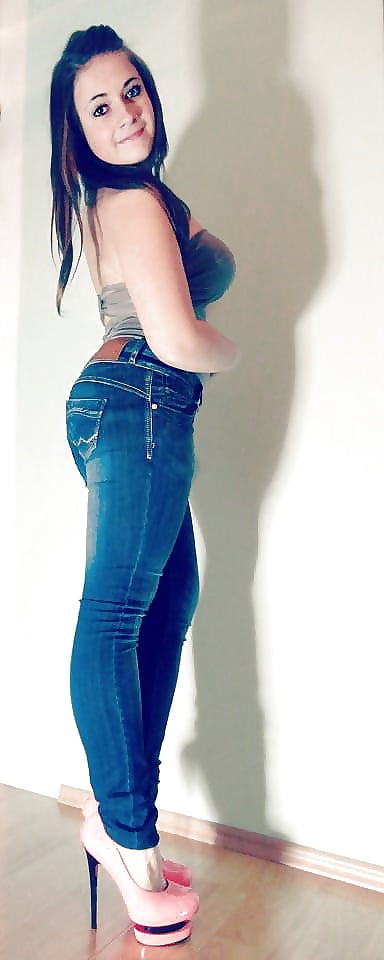 Sex Gallery sexy en talon