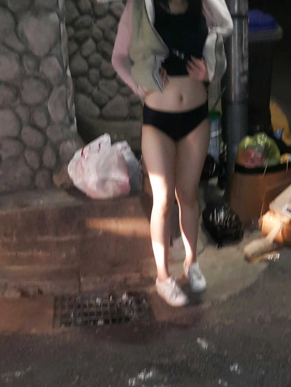 Sex Gallery Korean girl flashing in public