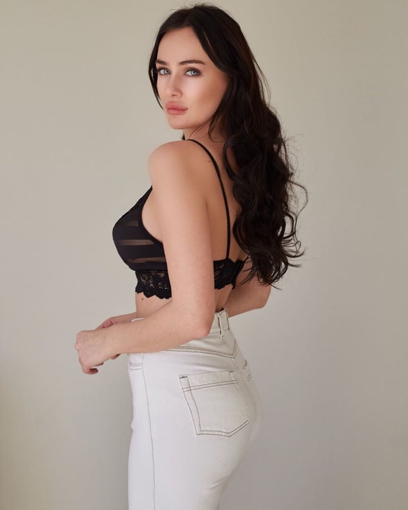 Lucknow Escort