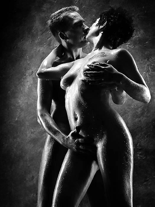 Sex Gallery Erotic Sensual Kisses in Black&White - Session 2