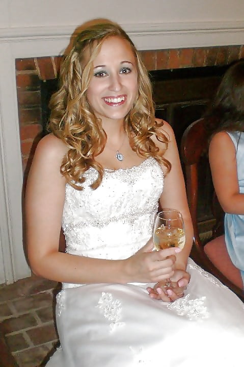 Sex Gallery New MILF April