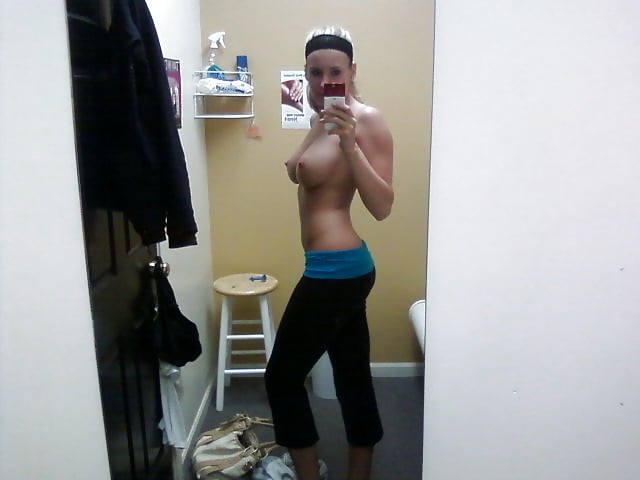 Sex Gallery Busty Blonde Babe