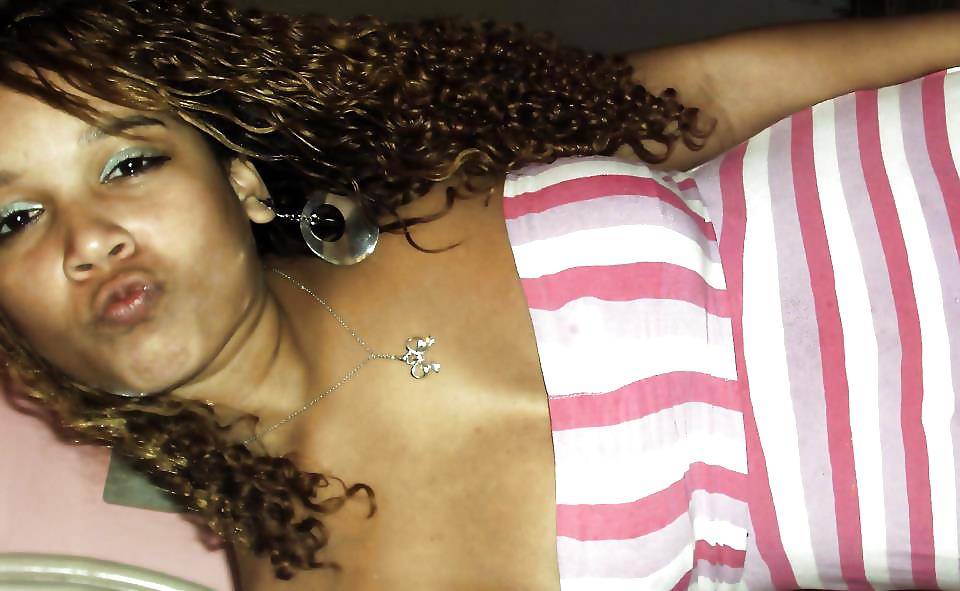 Sex Gallery FACEBOOK SUELLEN FONTINELLY