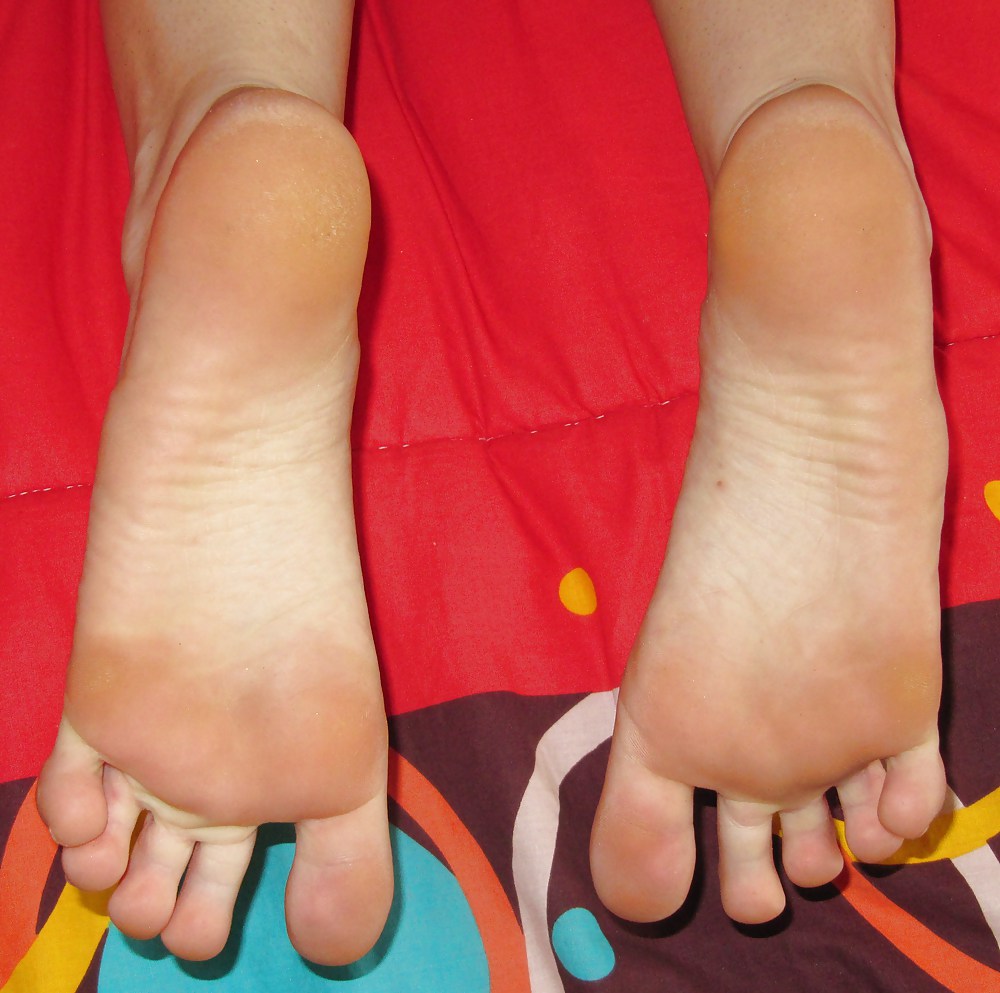 Sex Gallery Dirty soles need thick cum.