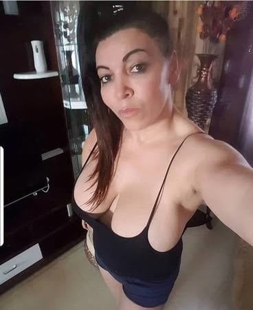 Sweetygabon77 milf - 30 Photos 