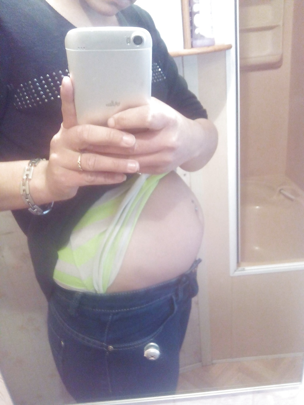 Sex Gallery Brenda 3 month pregnant