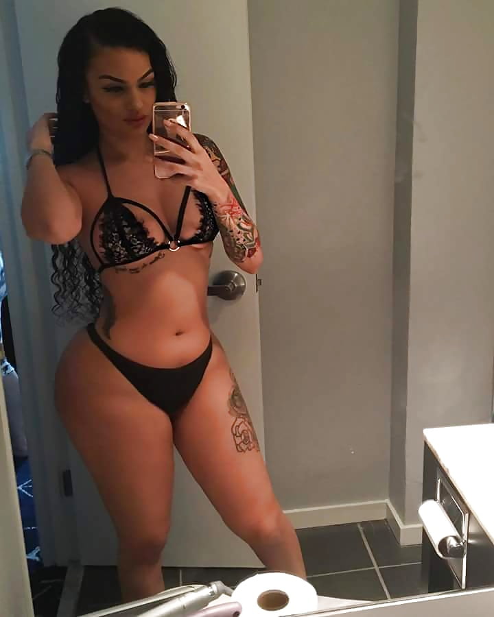 Sex Gallery GF Babe's