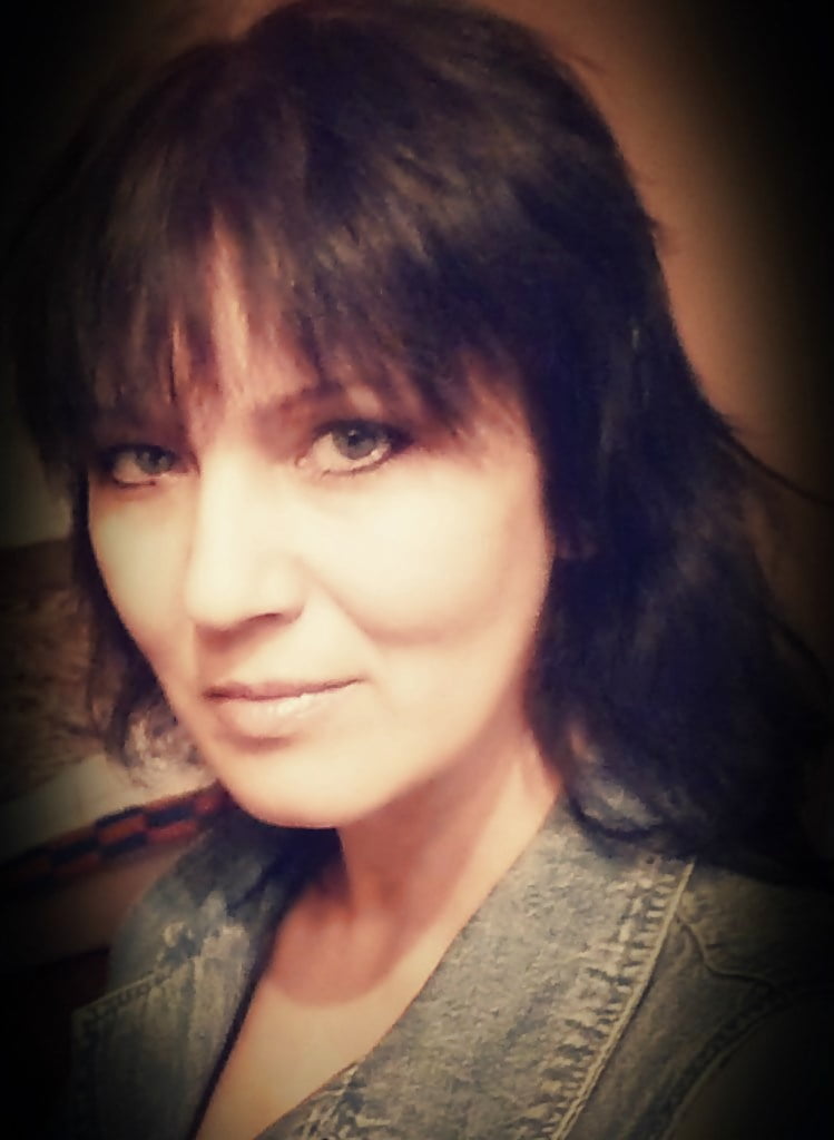 Sex Gallery A luscivious russian mature Yulia.