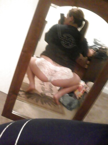 Sex Gallery SmutDates.com Username 'BustyRoseS'