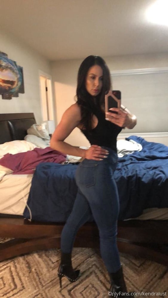 Kendra Lust Nude Leaked Videos and Naked Pics! 144