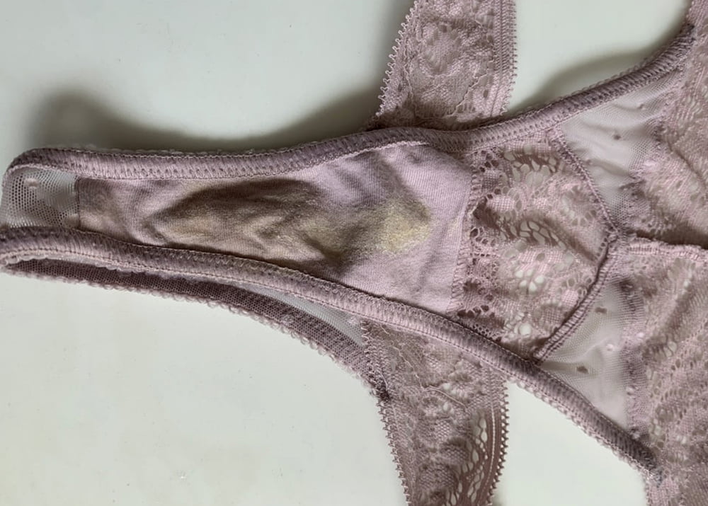 Showing their dirty panties - 29 Photos 