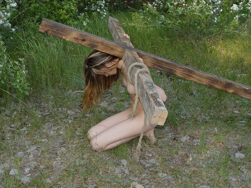 Crucifix - 220 Photos 