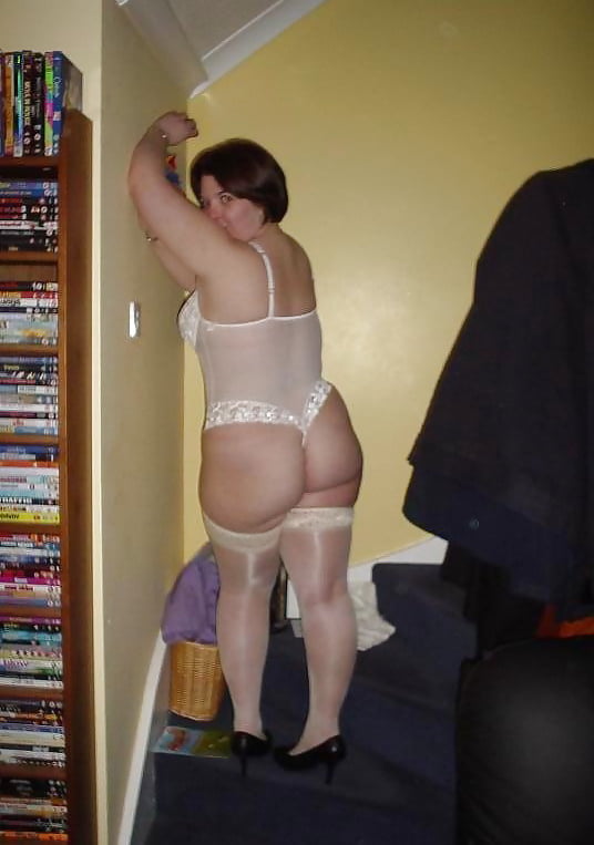 Sex Gallery GRANNY SLAGS, TRASHY WHORES , BIMBOS