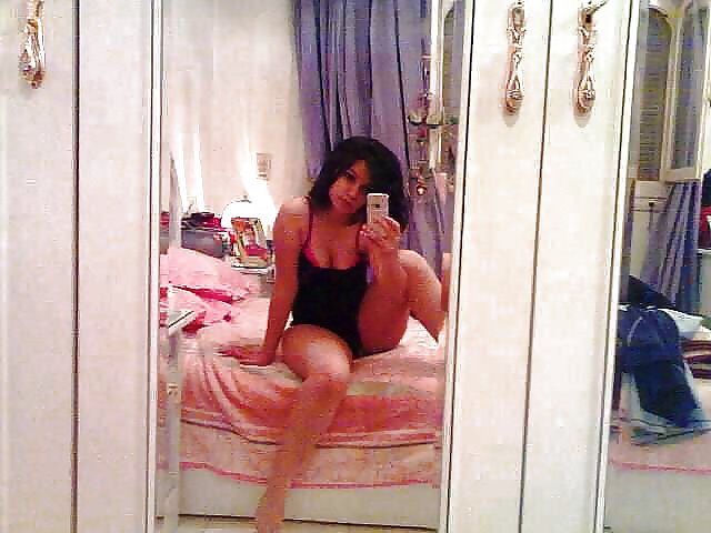 Sex Gallery Tunisian girl flashing new pictures