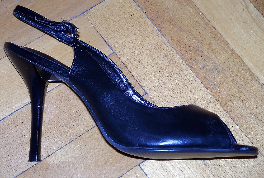 Sex Gallery Wife's Slingback pip-toe Pumps