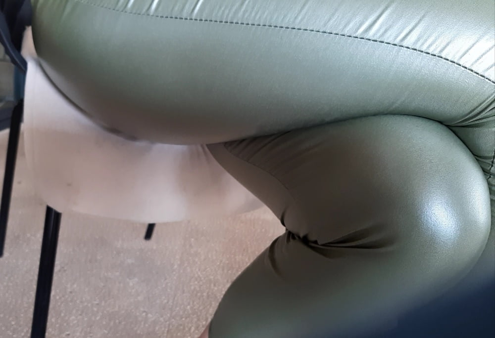 Wife legs in leather pants - 10 Pics 