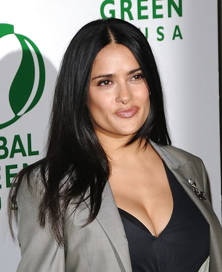 CELEBEAUTY CLEAVAGE ... SELMA HAYEK- 88 Photos 