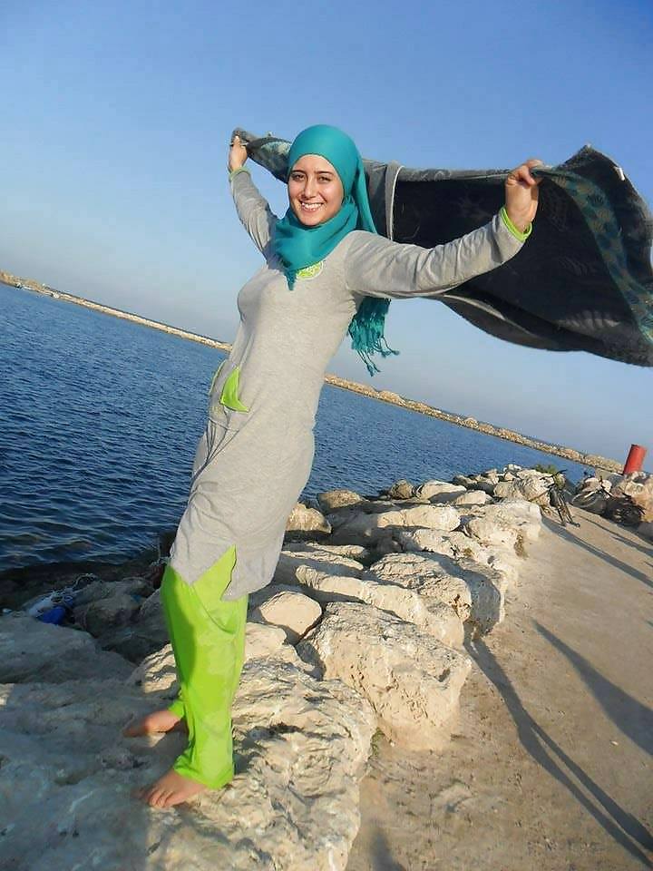 Sex Gallery Beautiful Arab hijabi girls