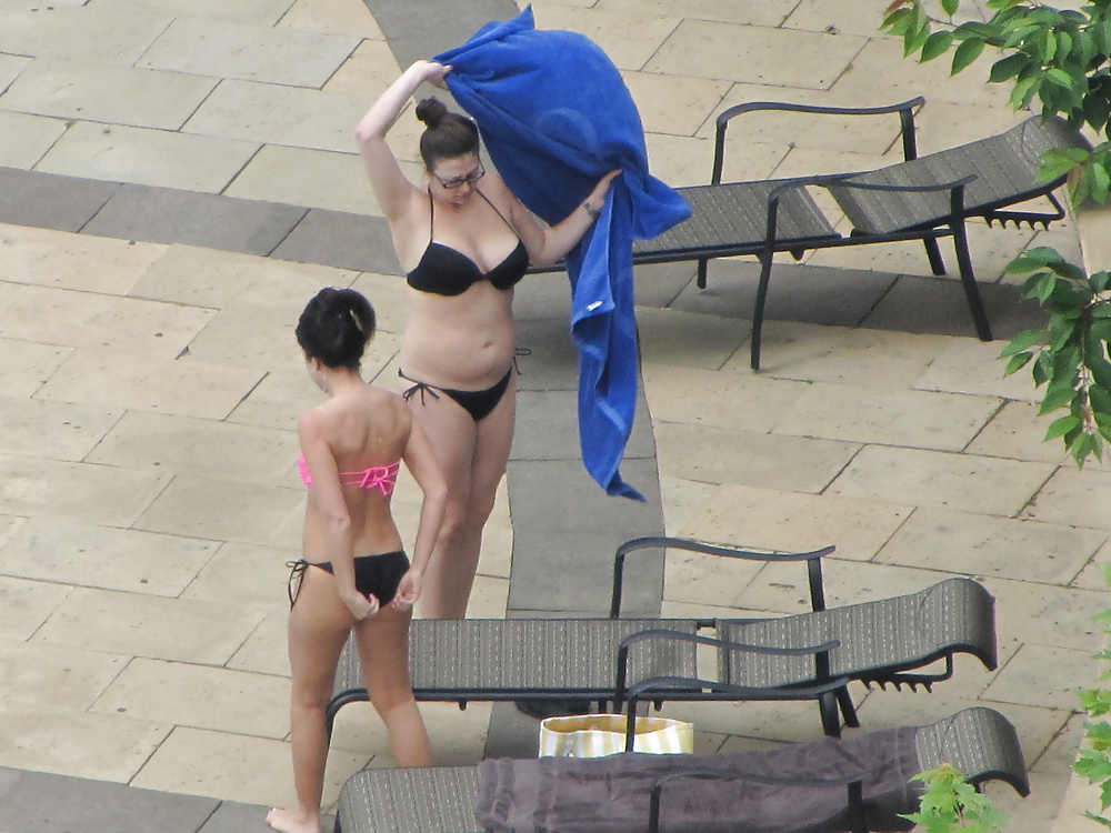 Sex Gallery Cuties by the pool - Toronto Ontario Canada