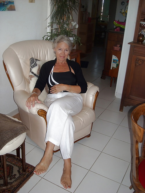 Sex Gallery Older women, elegant and sexy