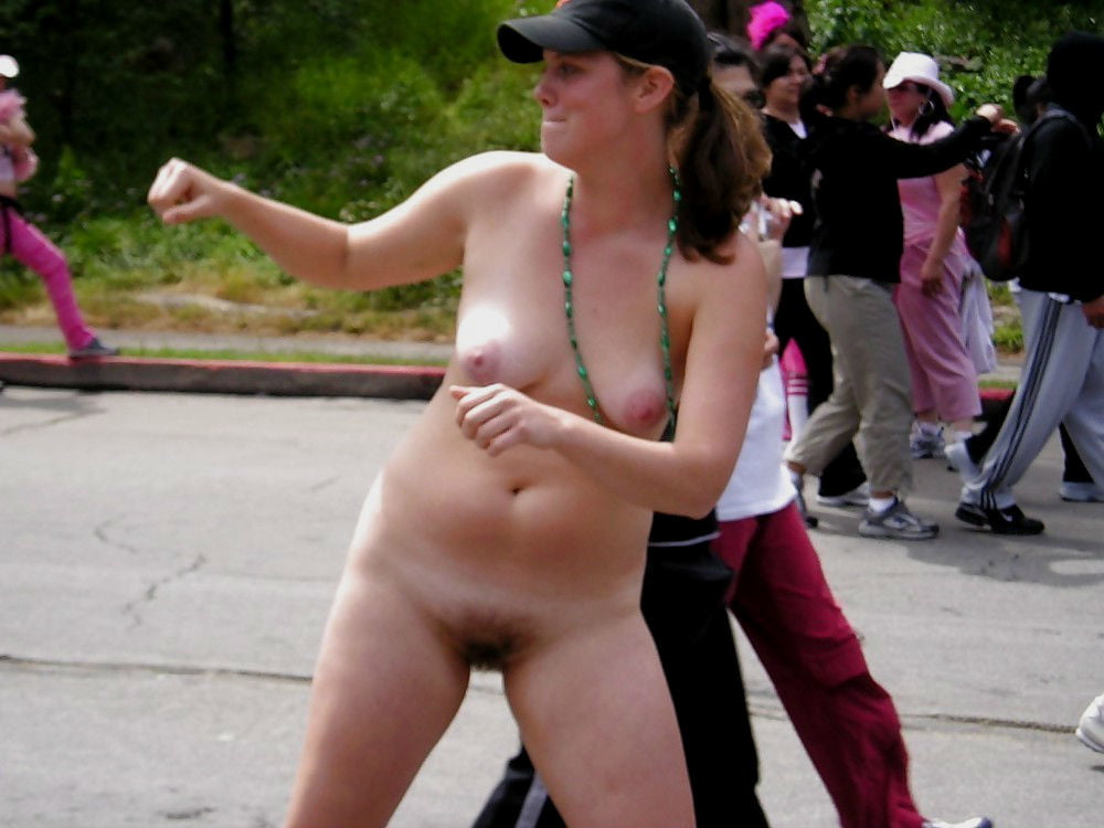 See And Save As Nude Girl Drinks Beer At Bay To Breakers Run Porn Pict