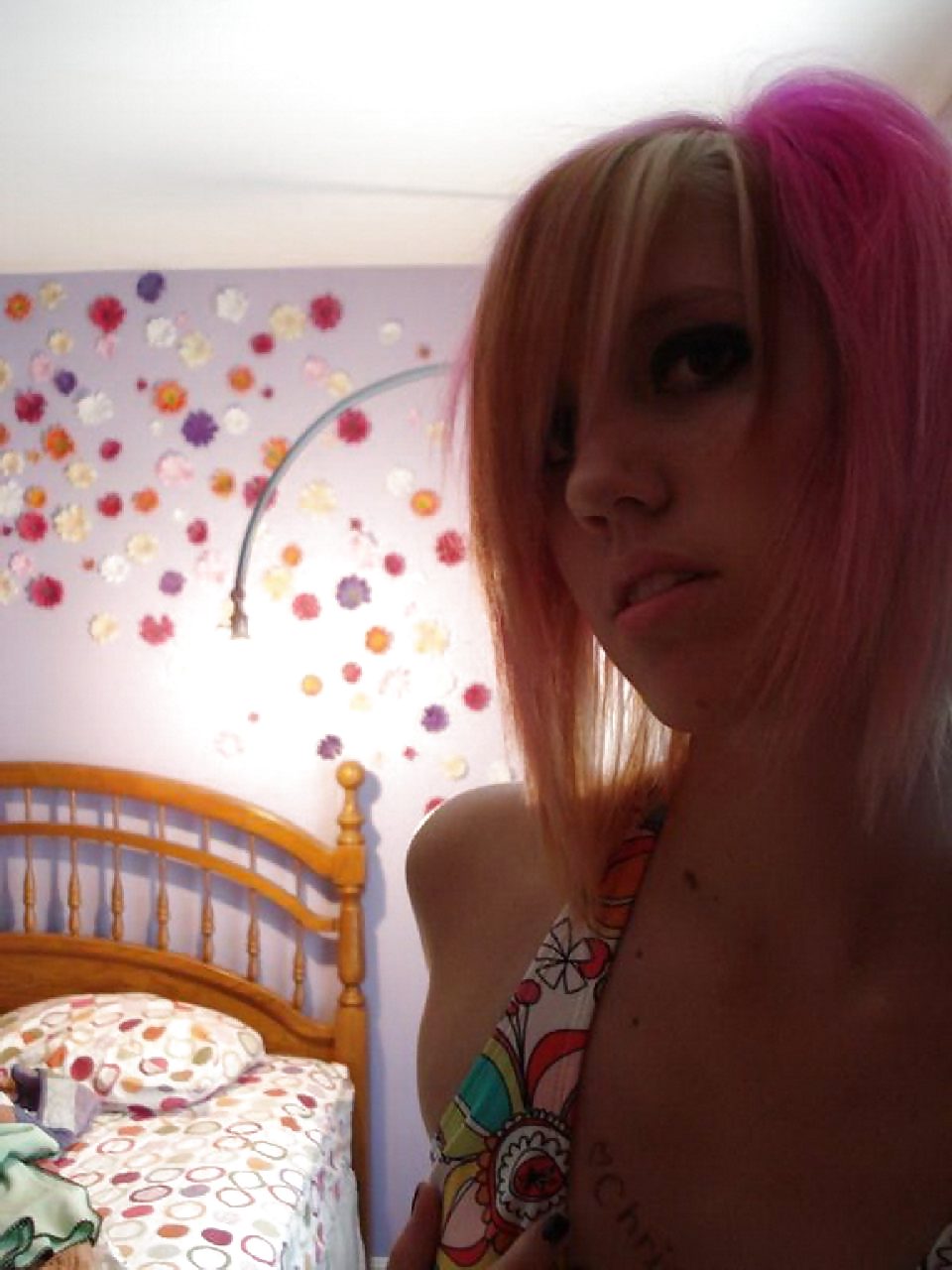 Sex Gallery my collection 50 : sexy pink hair emo girl