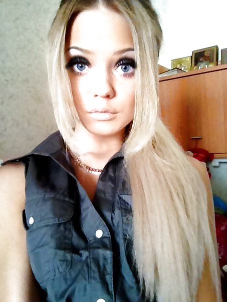 Sex Gallery Blond and small