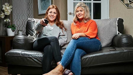 gogglebox girls         