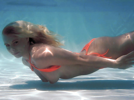 Underwater voyeur videos