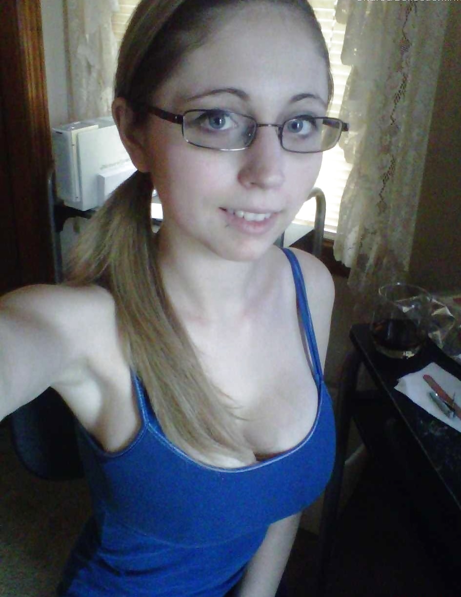 Sex Gallery great cleavages beaux decolletes