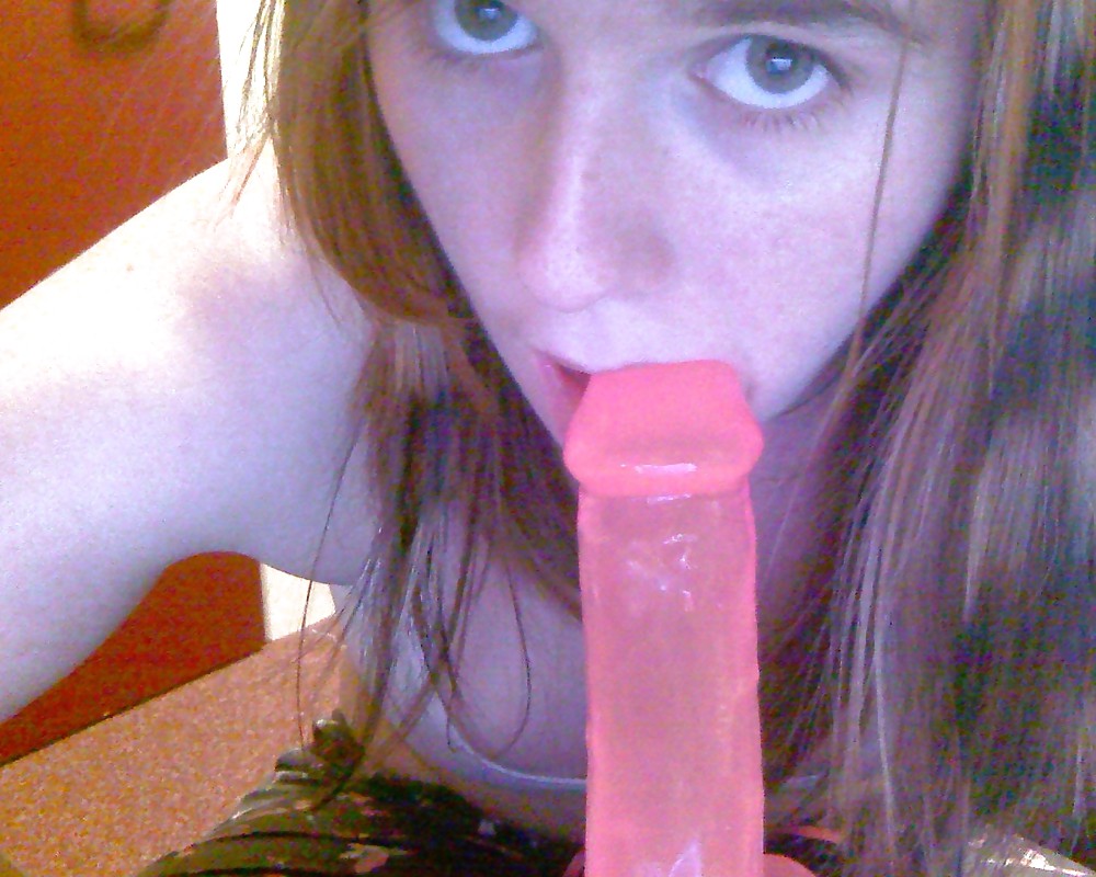 Sex Gallery SmutDates Username:  BillieJoe18F