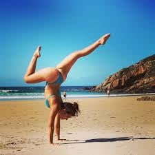 Beach yoga bikini handstads - 8 Photos 
