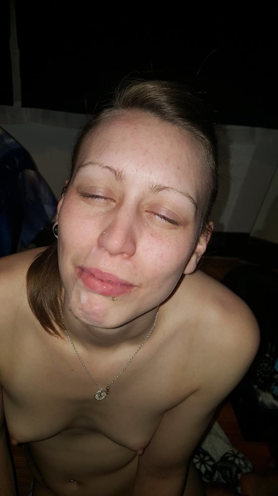 Ex Enjoys Sucking Cock and Taking Facials - 39 Photos 